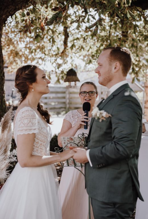 Freie Trauung, Freie Trauung Uetze, Freie Trauung Peine, Freie Trauung Burgdorf, Freie Trauung Hannover, trauzeremonie Uetze, freie rednerin Uetze, hochzeiten Uetze, heiraten Uetze